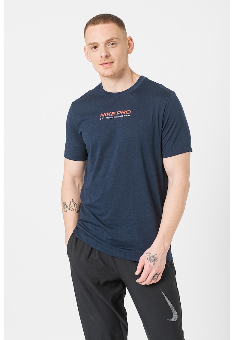 Tricou cu imprimeu logo si tehnologie Dri Fit pentru fitness