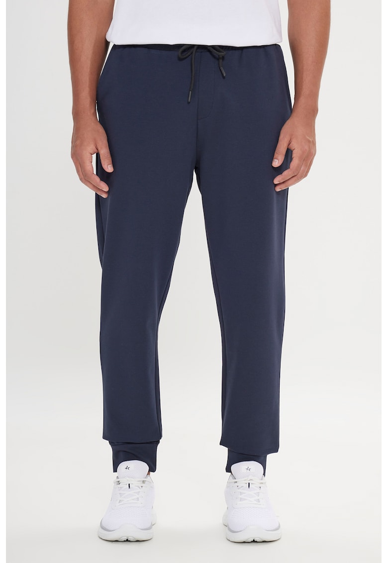 Pantaloni sport cu snur si buzunare oblice