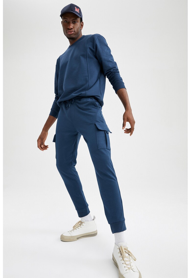 Pantaloni sport slim fit cargo