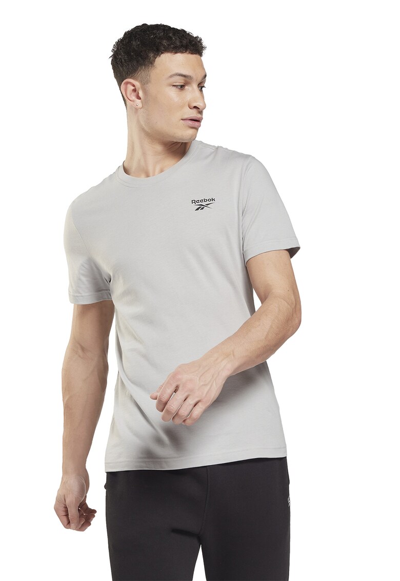 Tricou cu decolteu la baza gatului pentru fitness