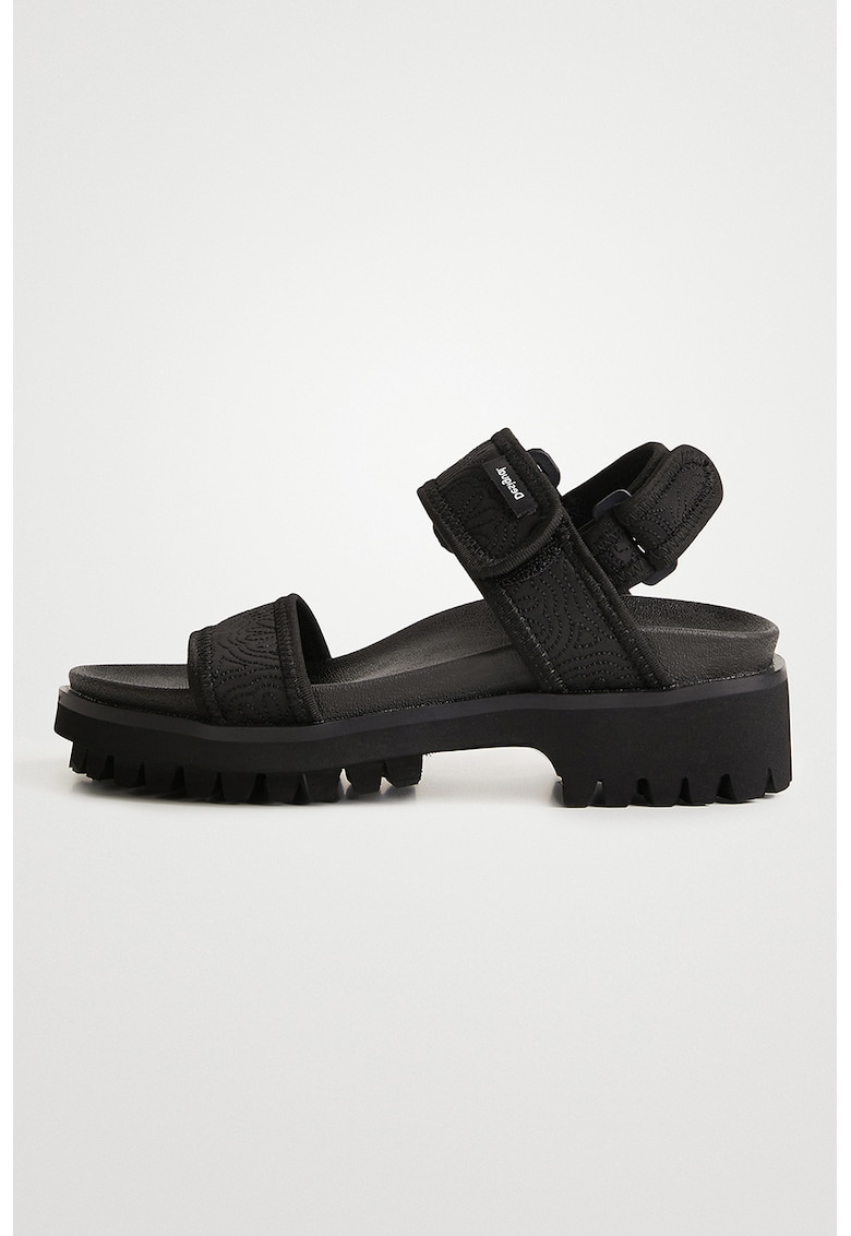 Sandale cu velcro si logo discret - Negru