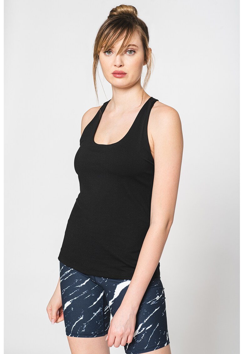 Top cu material cu uscare rapida