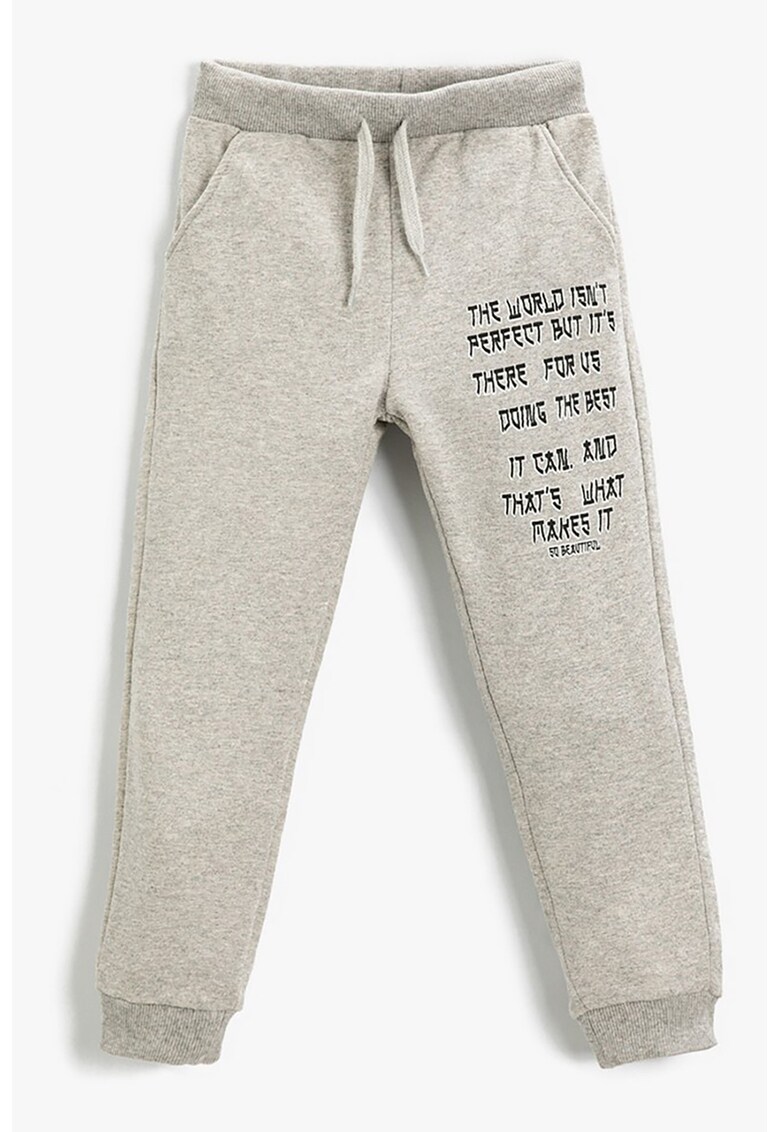 Pantaloni sport cu imprimeu text