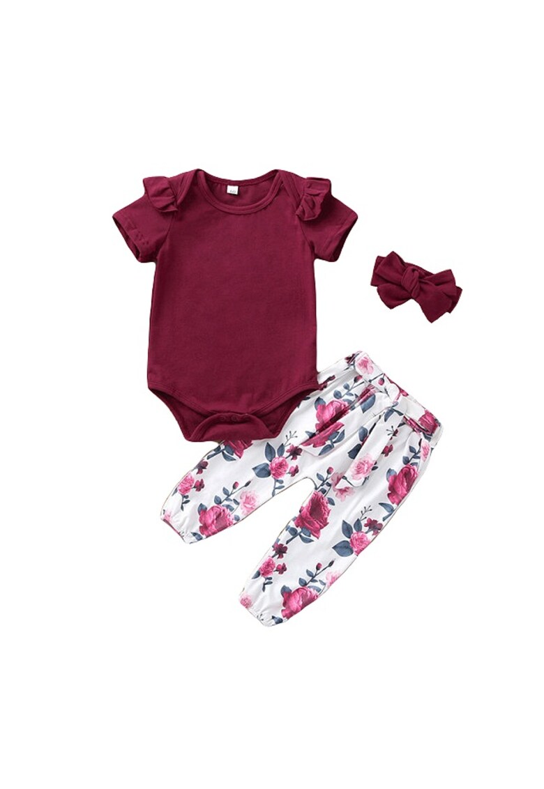 Compleu Cu Body Visiniu Cu Maneca Scurta - Floral - Multicolor