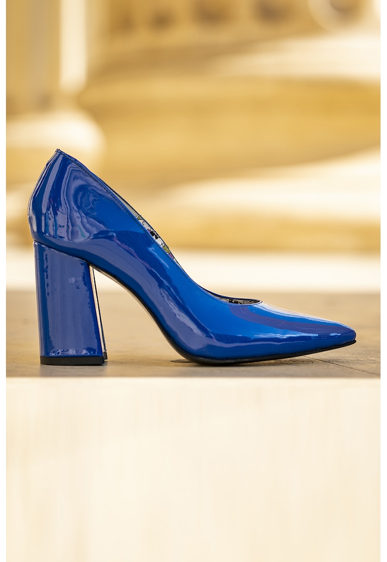 Pantofi de piele cu toc masiv Victoria 2022 ❤️ Pret Super fashiondays imagine noua 2022