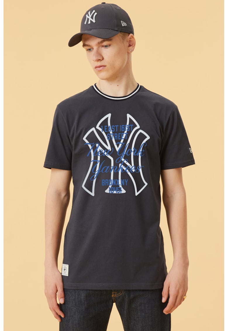 Tricou cu decolteu la baza gatului New York Yankees Heritage
