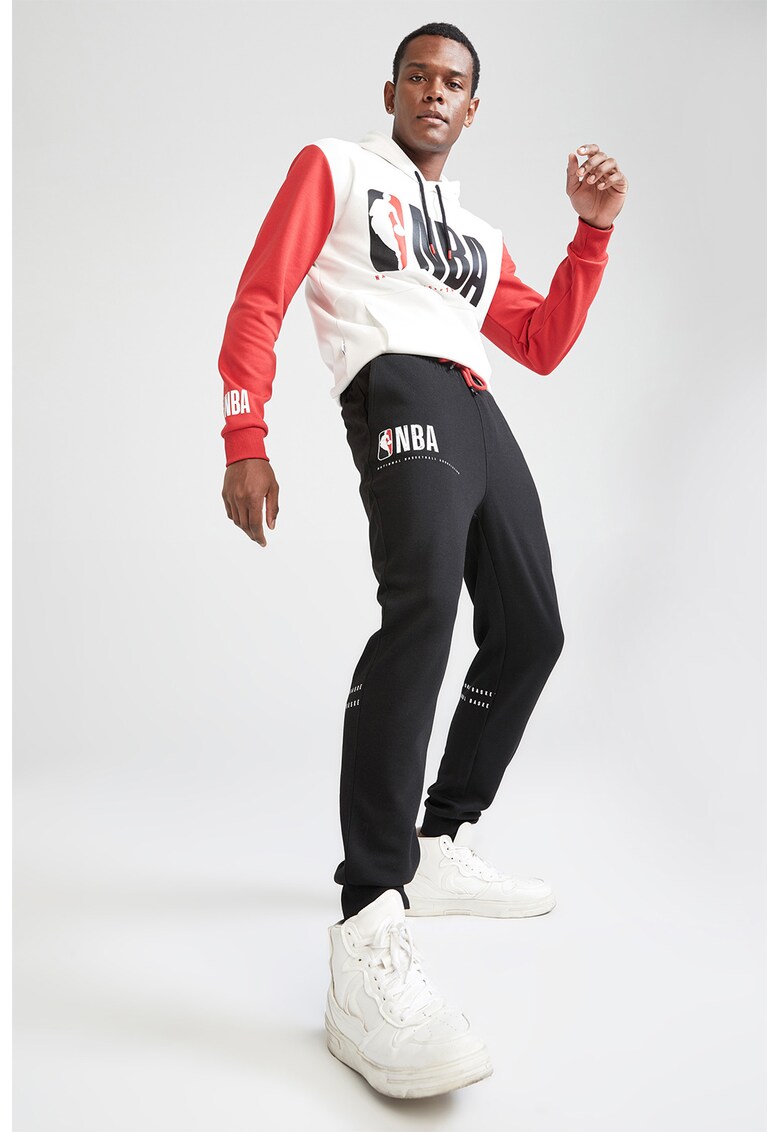 Pantaloni sport cu talie medie si logo