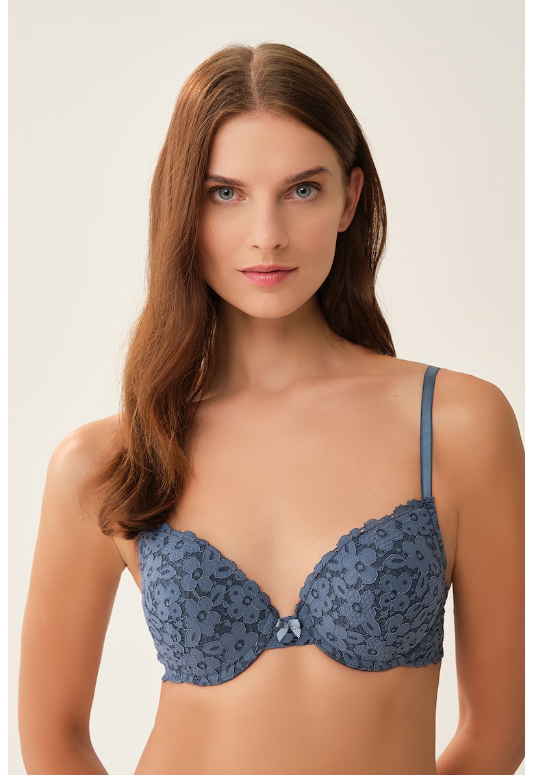 Sutien de dantela cu burete subtire