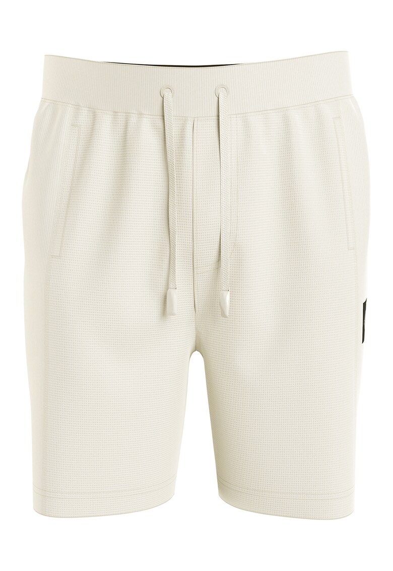 Бермуди с релеф