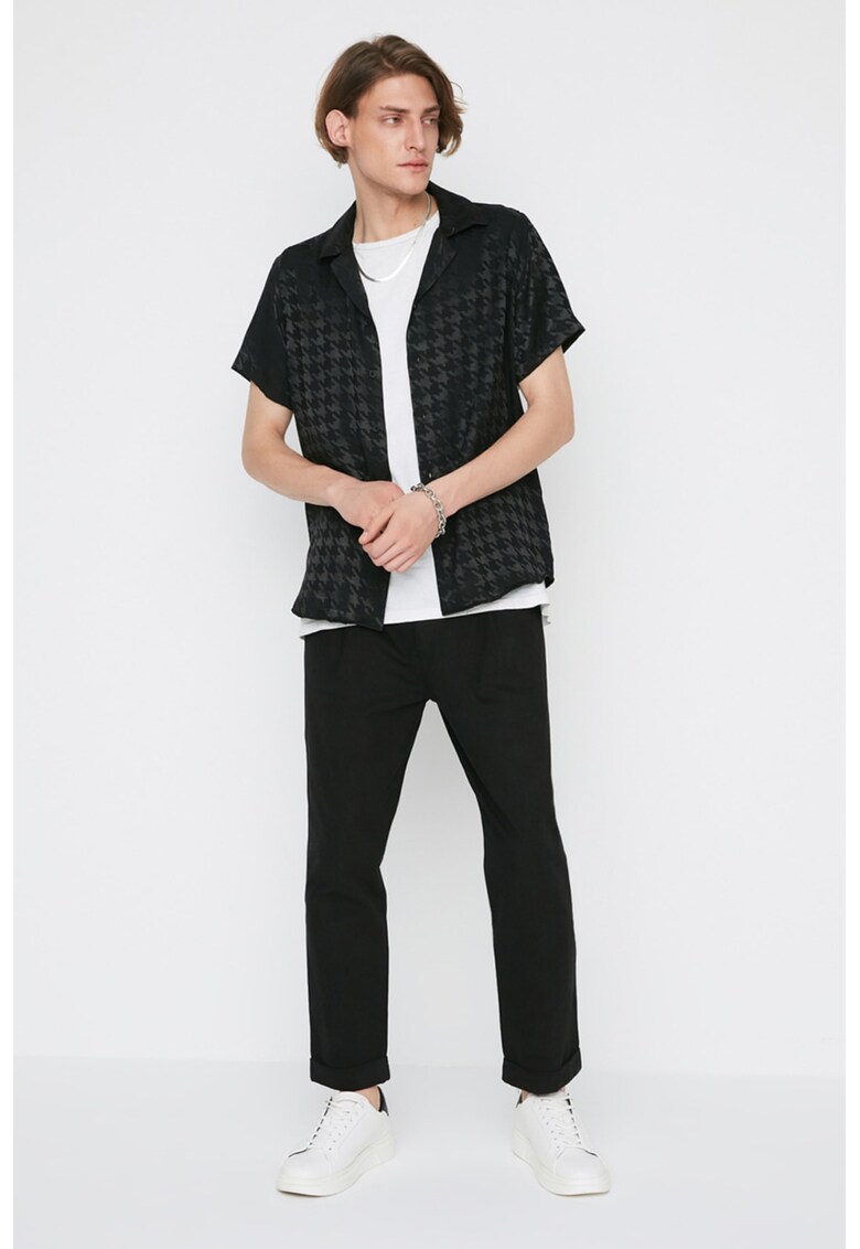 – Pantaloni chino regular fit fashiondays.ro imagine noua 2022