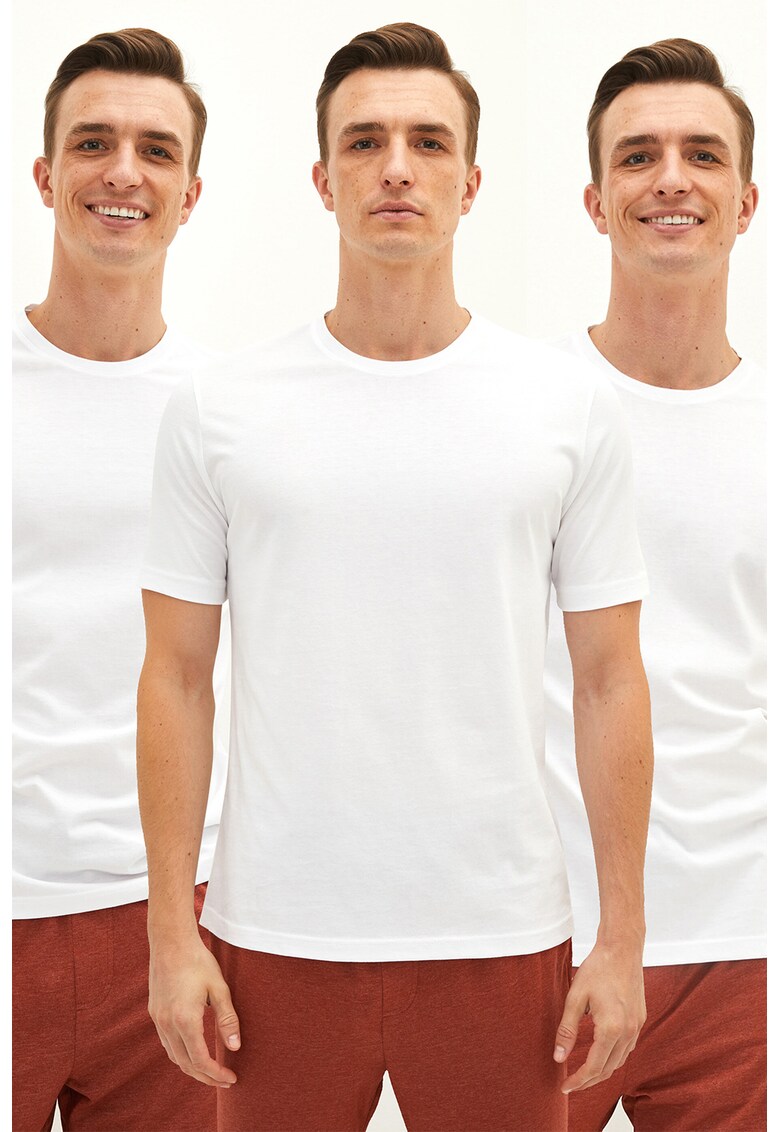 Set de tricouri – 3 piese fashiondays.ro  Imbracaminte