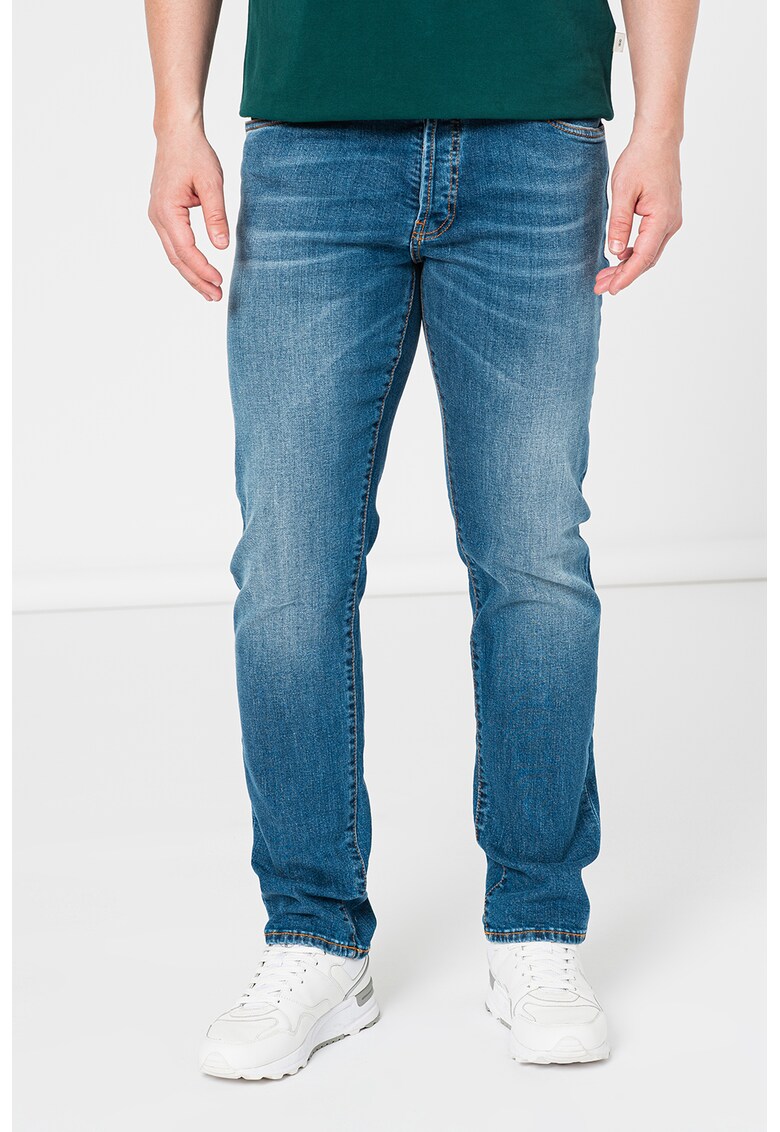 Blugi regular fit cu aspect decolorat Blugi regular fit cu aspect decolorat fashiondays.ro