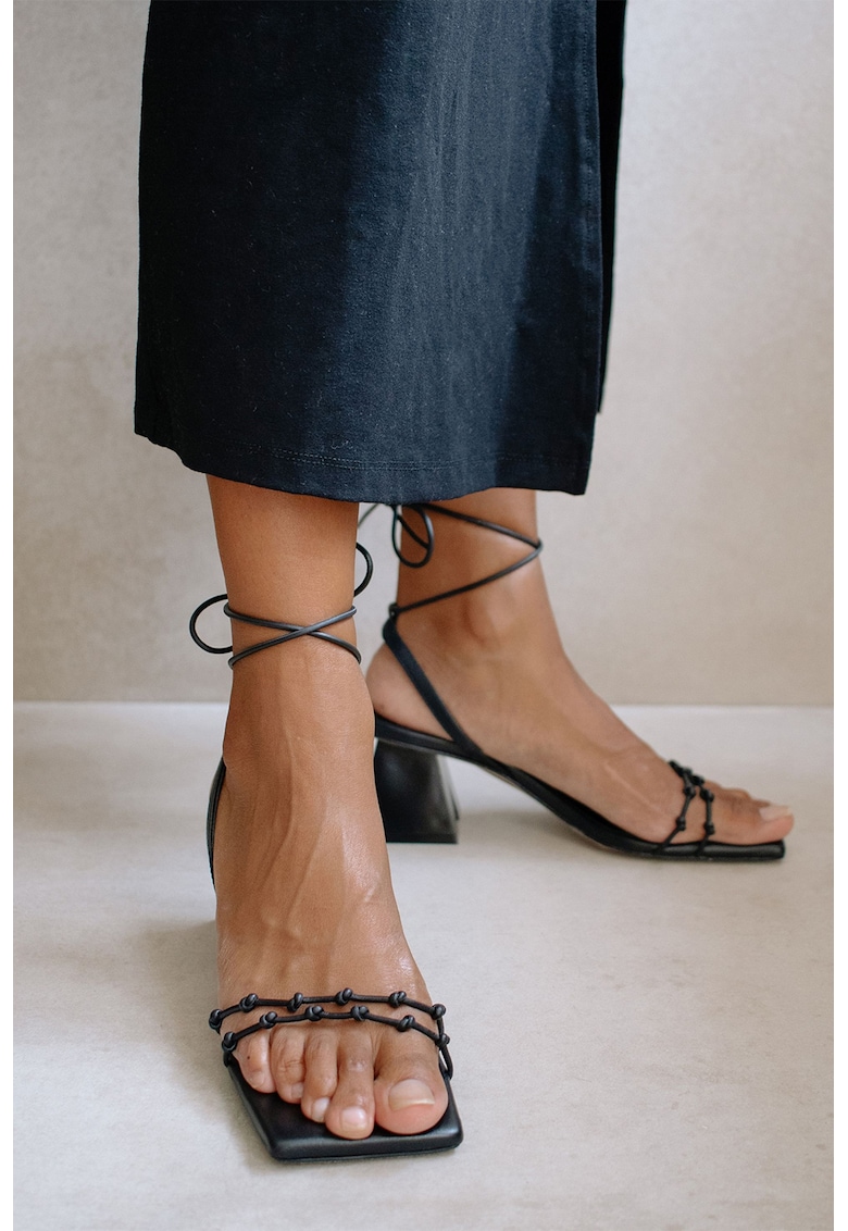 Sandale din piele cu toc masiv Juniper imagine reduceri black friday 2021 ALOHAS