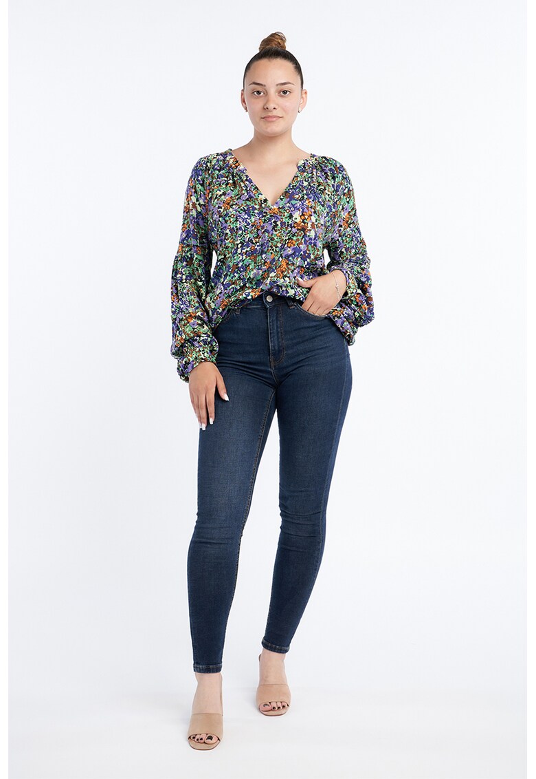 Bluza vaporoasa cu imprimeu floral