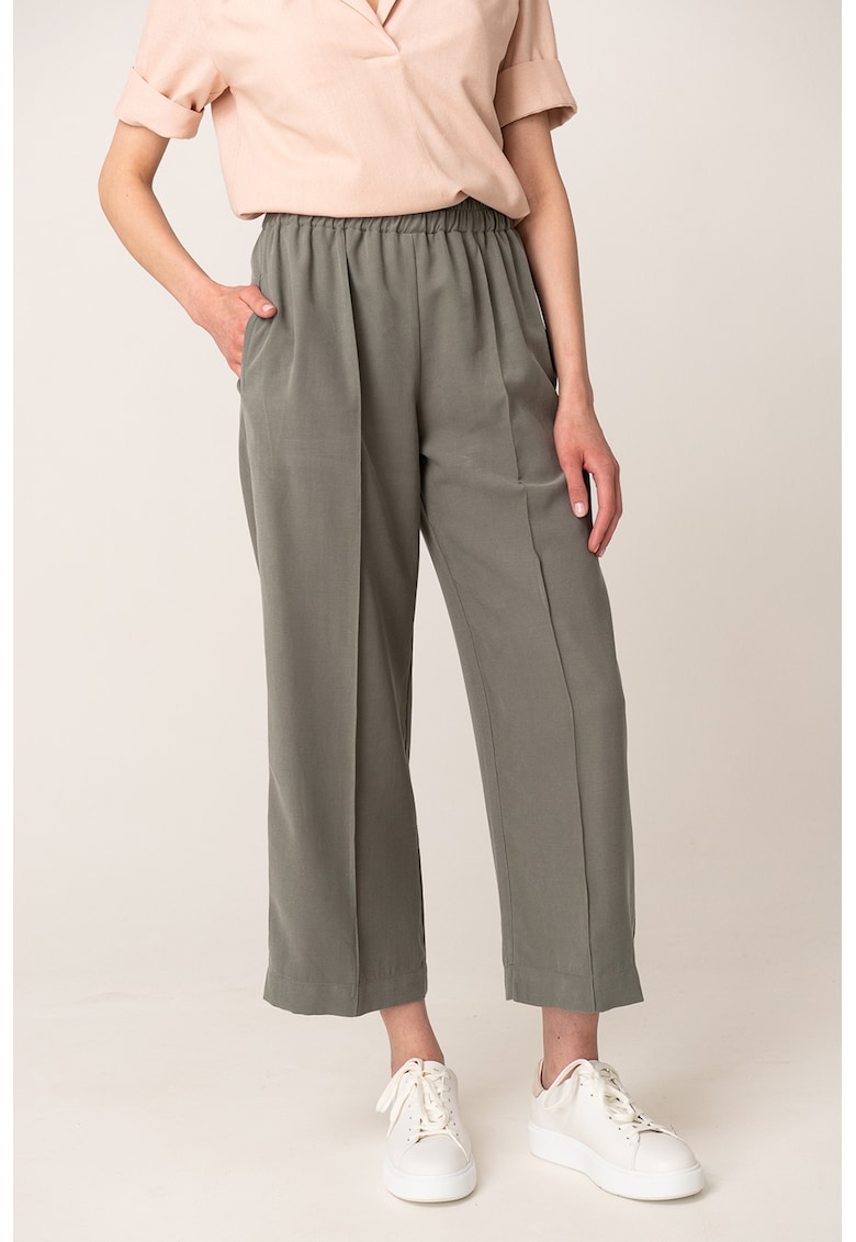 Pantaloni crop cu talie medie