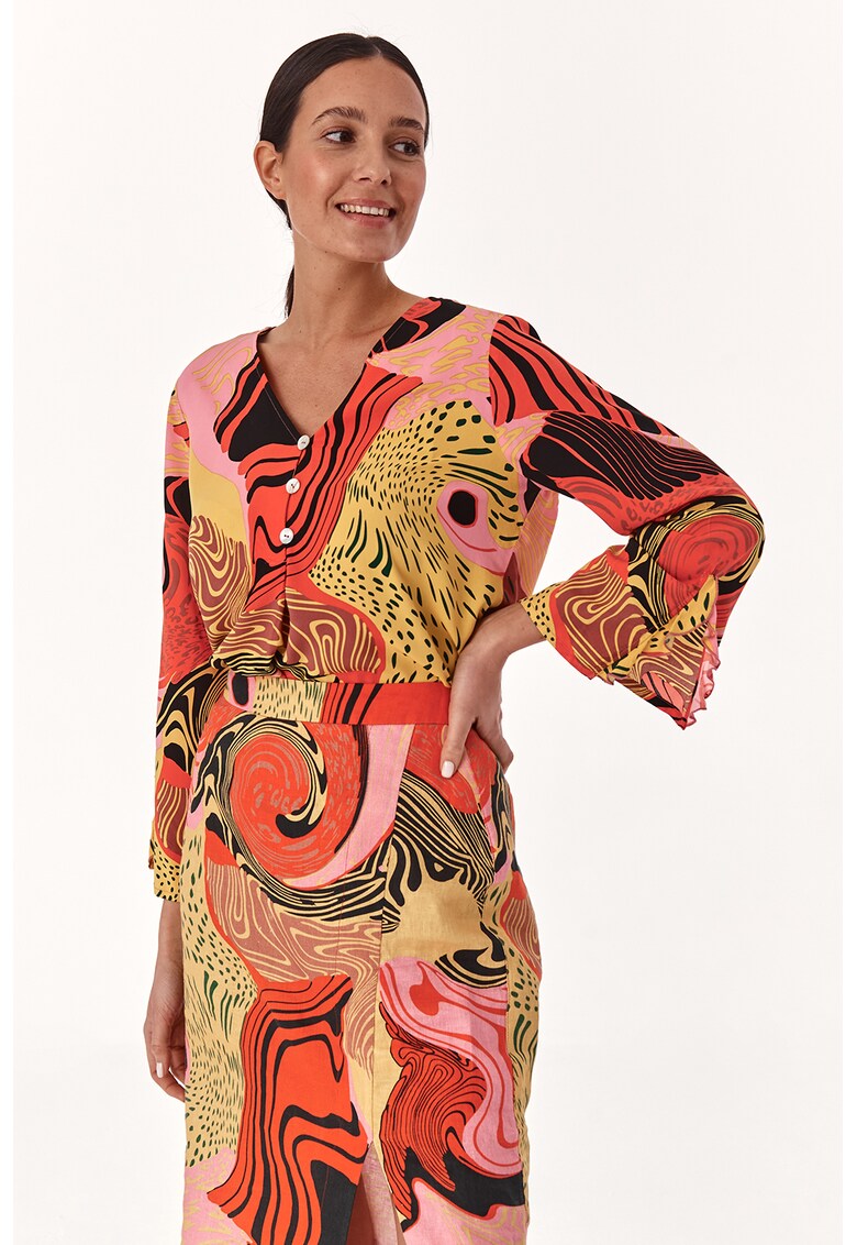 Bluza cu model si decolteu in V Ganto
