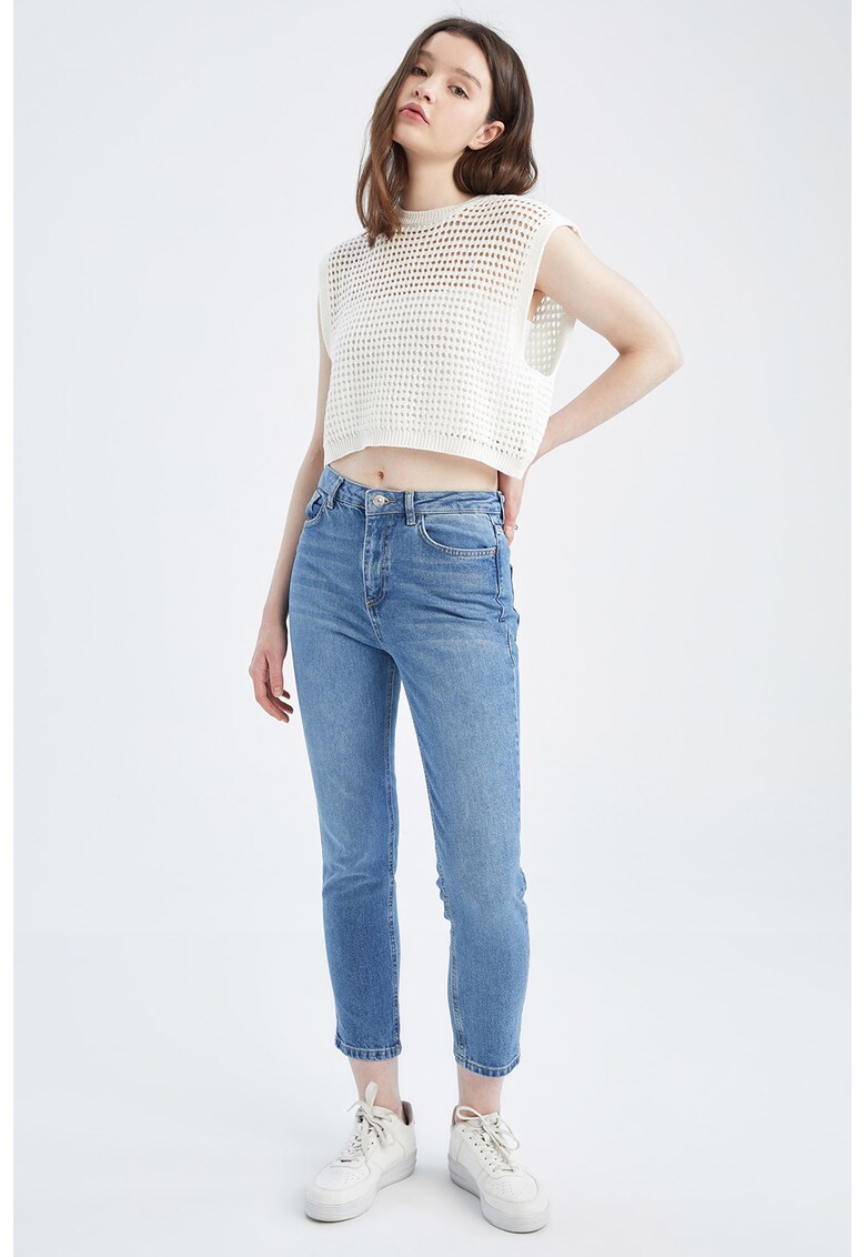 Blugi slim fit cu 5 buzunare