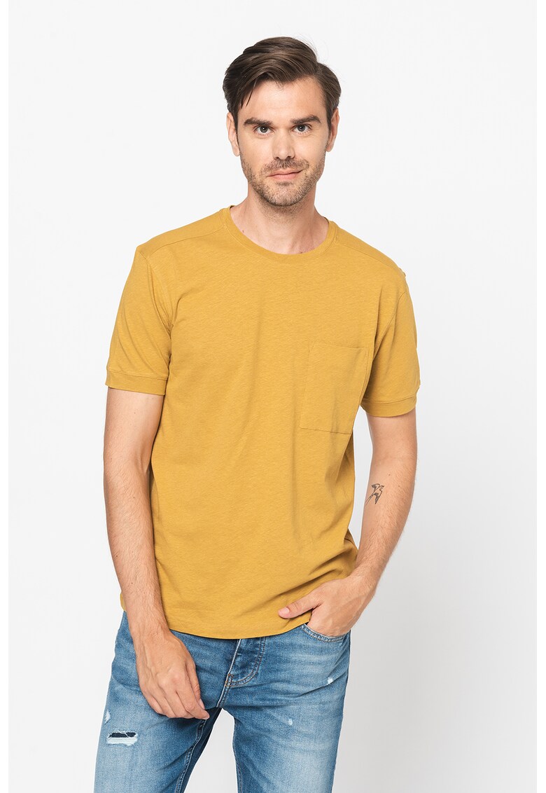 Тениска с лен и джоб на гърдите United Colors of Benetton