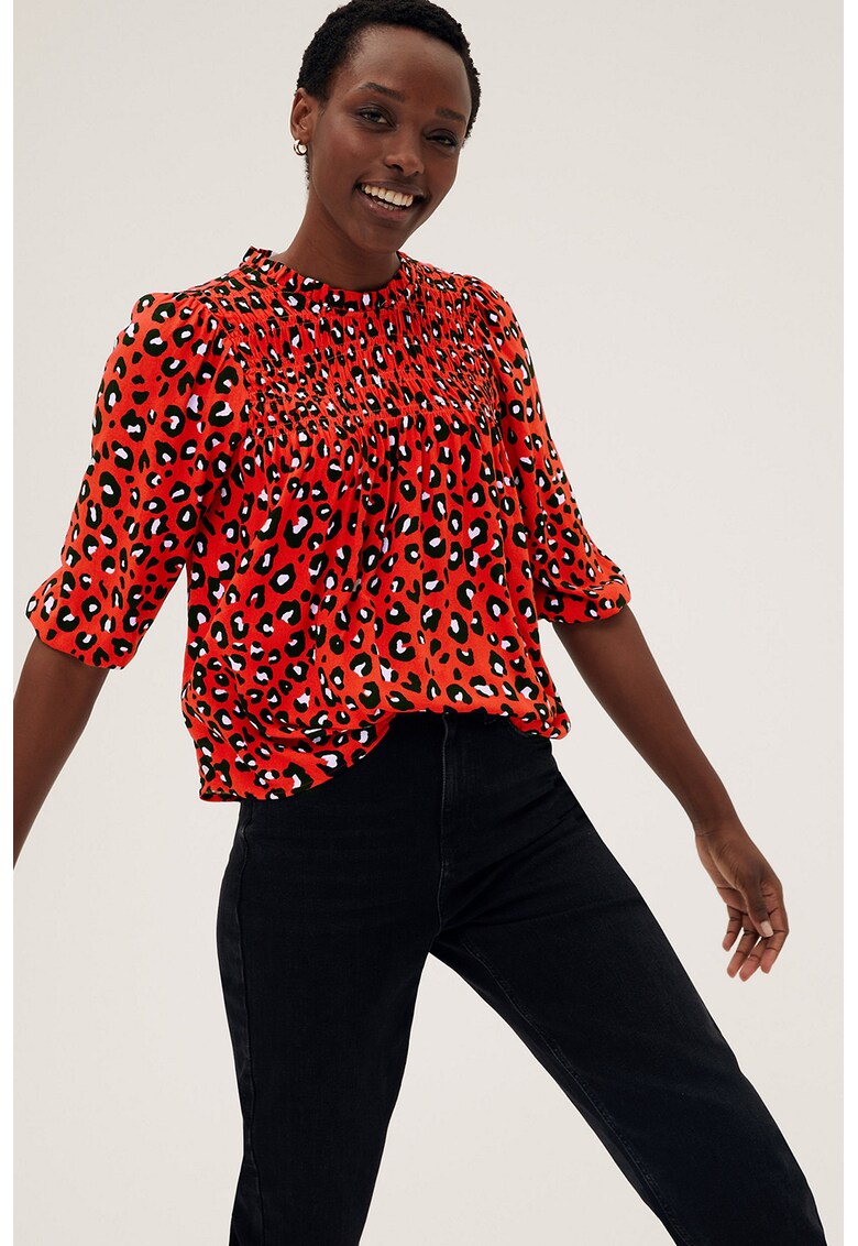 Блуза с десен и крепирани зони Marks Spencer