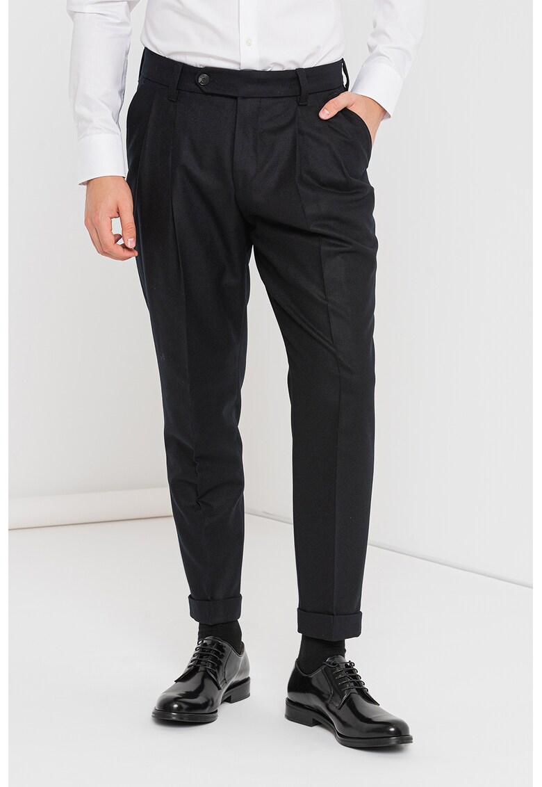 Pantaloni eleganti din lana cu buzunare oblice Bărbați imagine noua gjx.ro