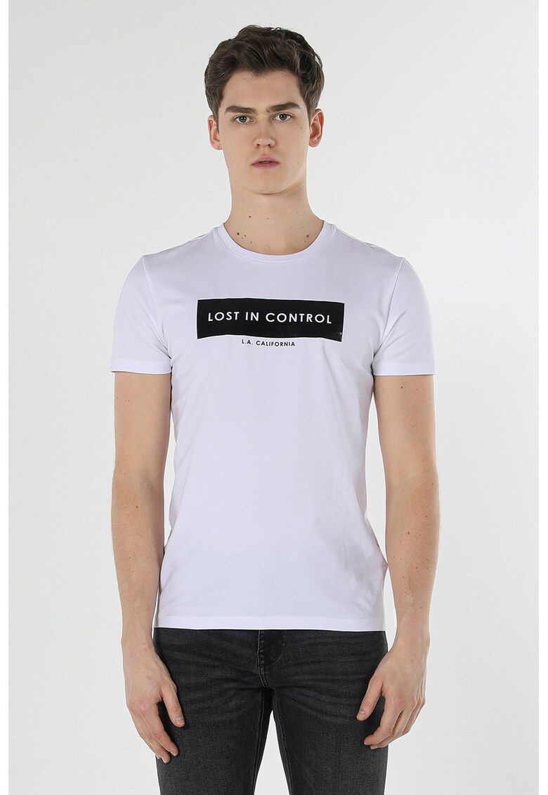 Tricou slim fit cu aplicatie text