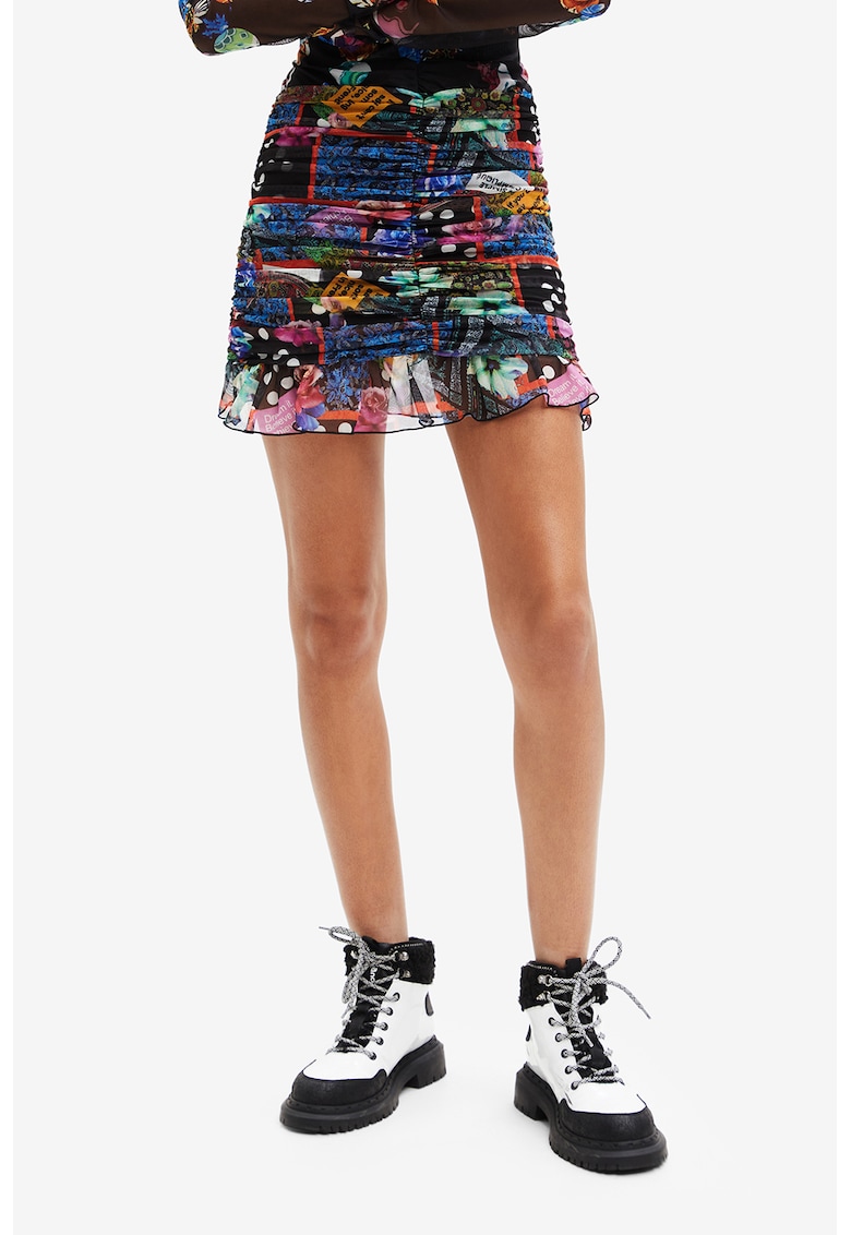 Fusta mini cu design plisat Fusta mini cu design plisat