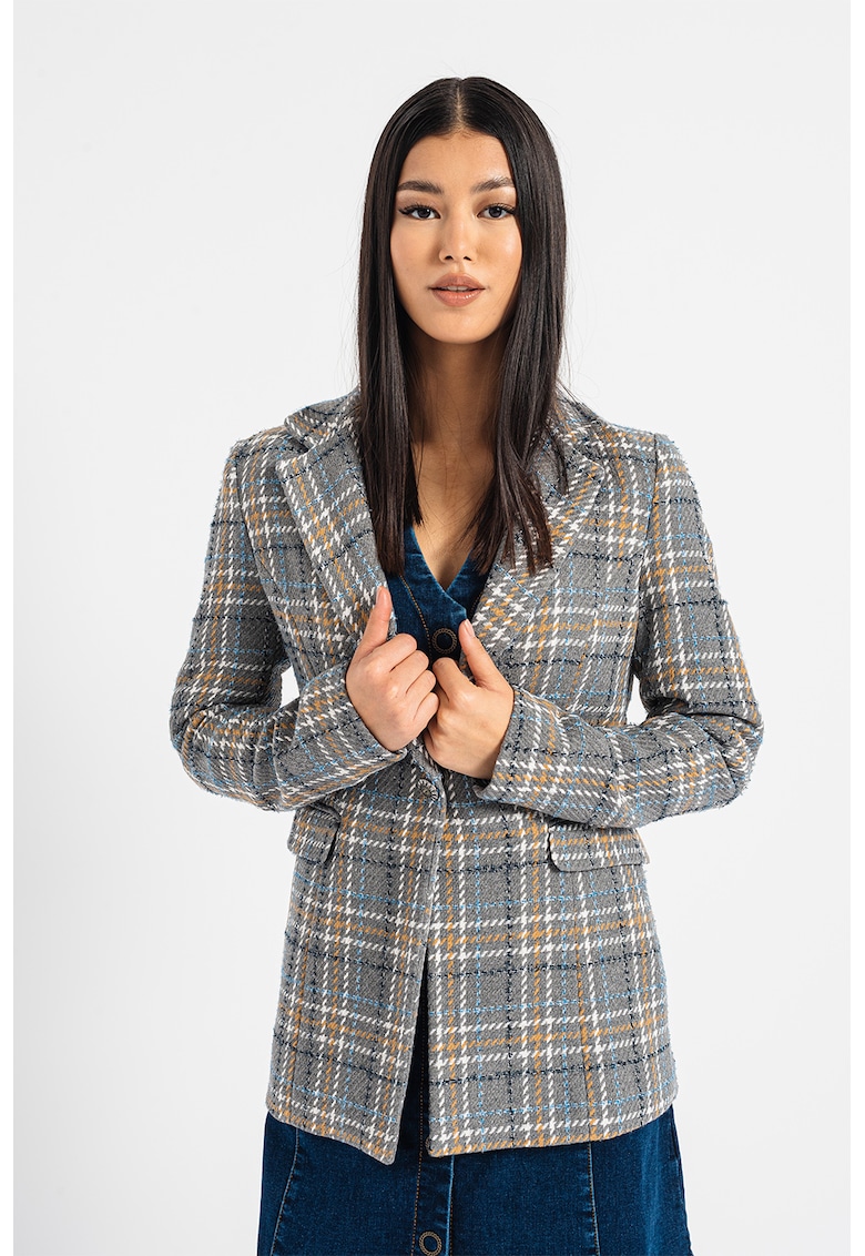 Sacou din tuid cu revere decupate