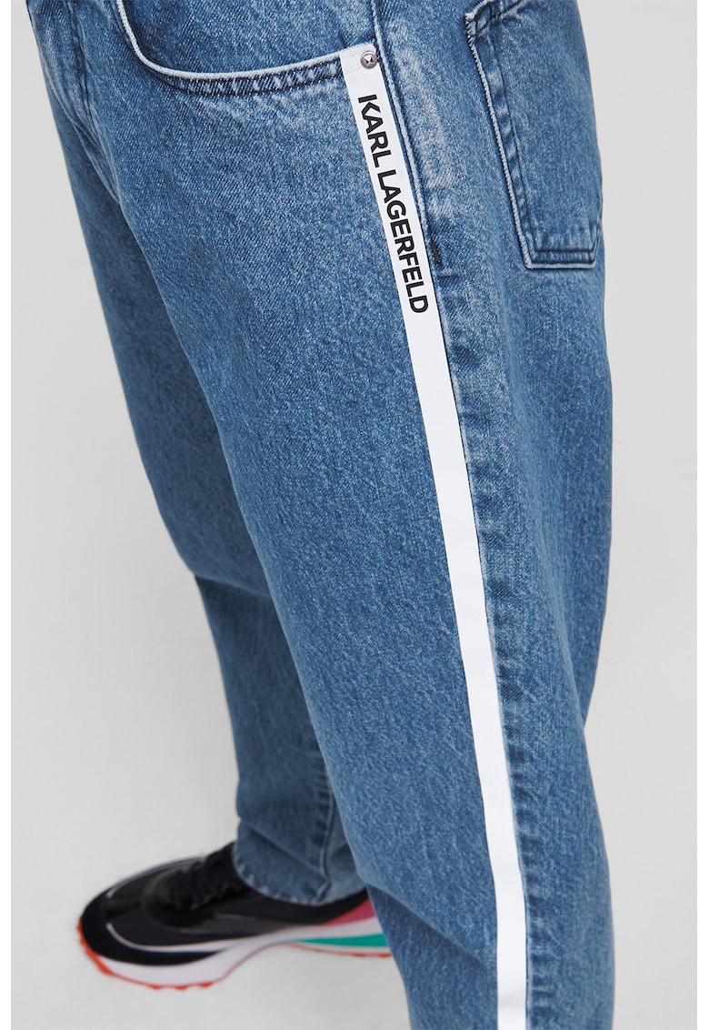 Blugi relaxed fit cu benzi laterale reflectorizante