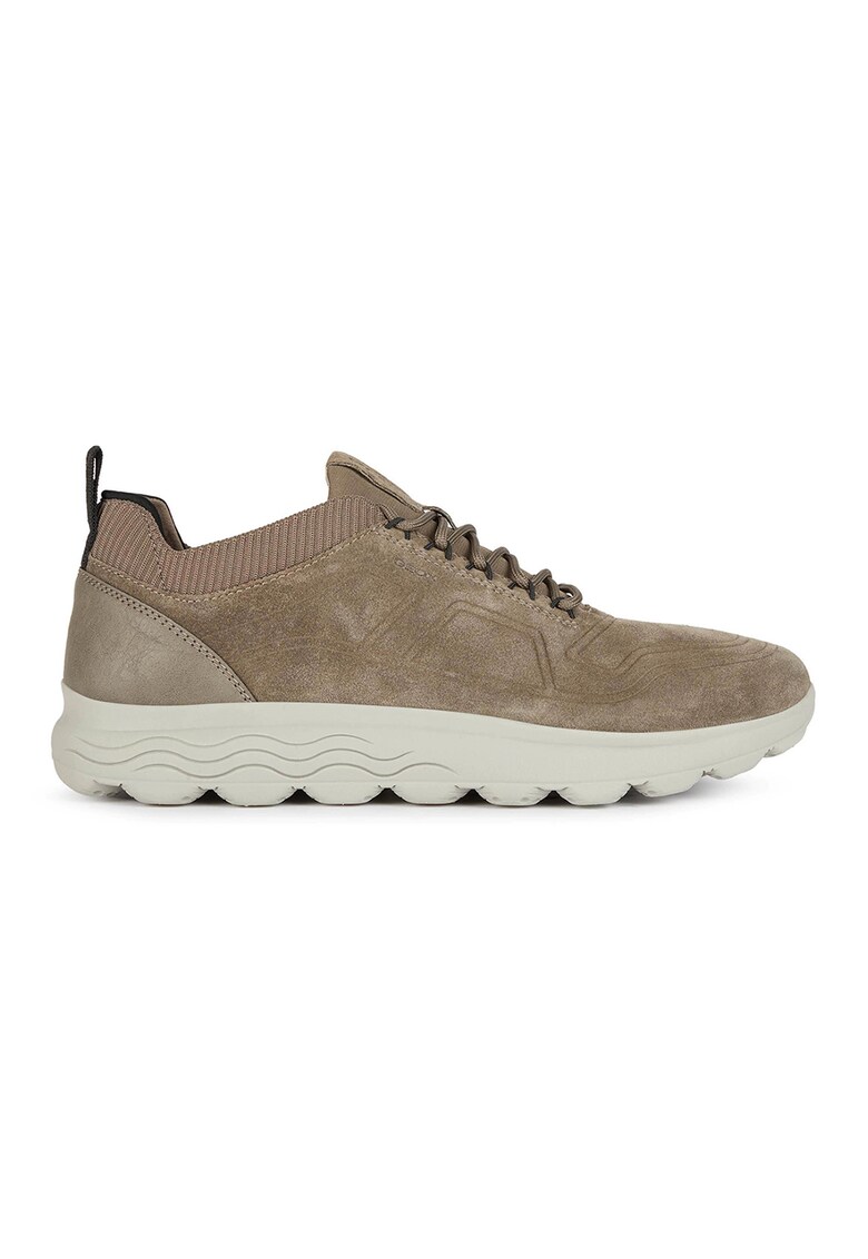 Pantofi sport cu garnituri de piele intoarsa
