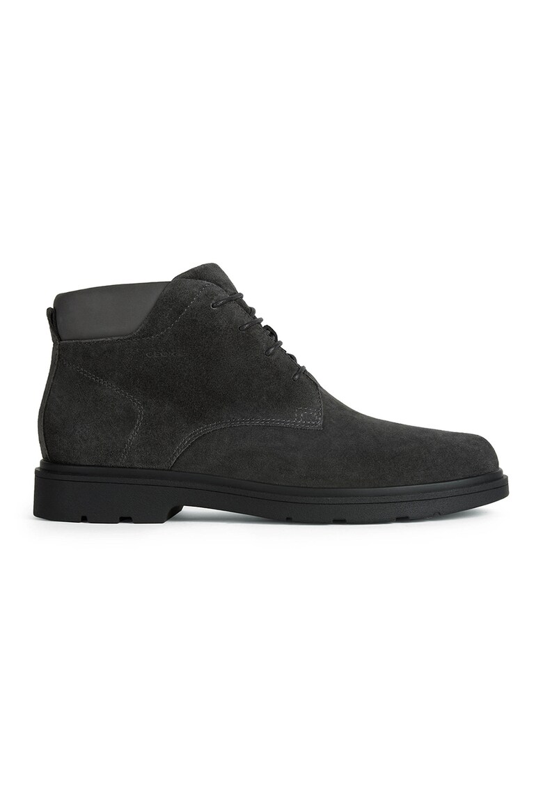 Ghete chukka de piele intoarsa