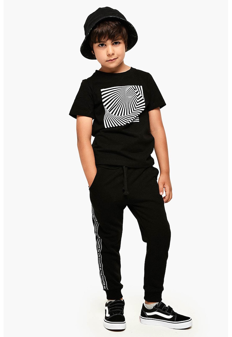 Pantaloni sport cu benzi laterale cu imprimeu text Pantaloni sport cu benzi laterale cu imprimeu text