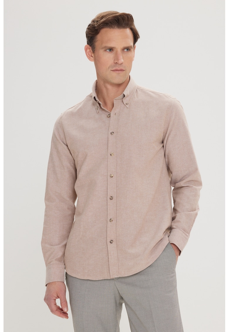 Camasa slim fit cu guler fixat cu nasturi