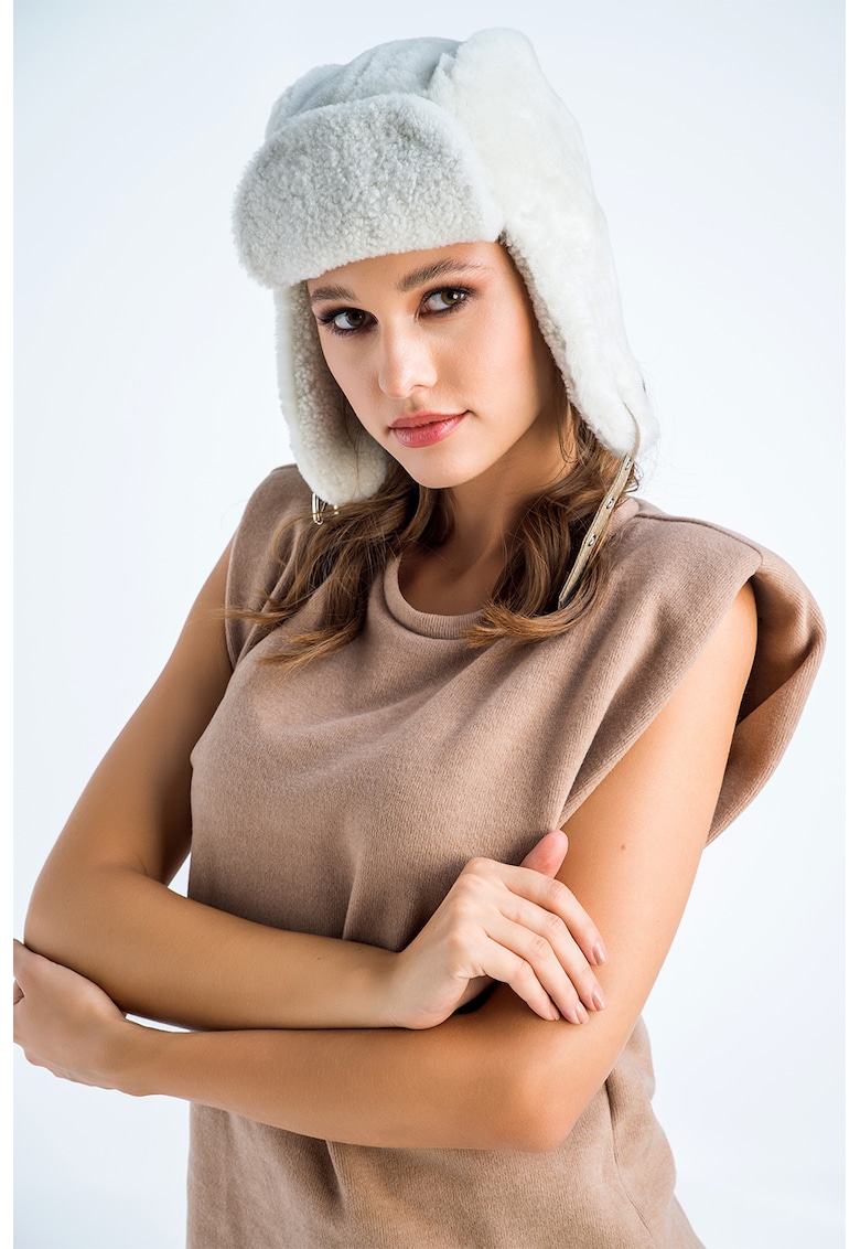 Caciula ushanka din blana de miel