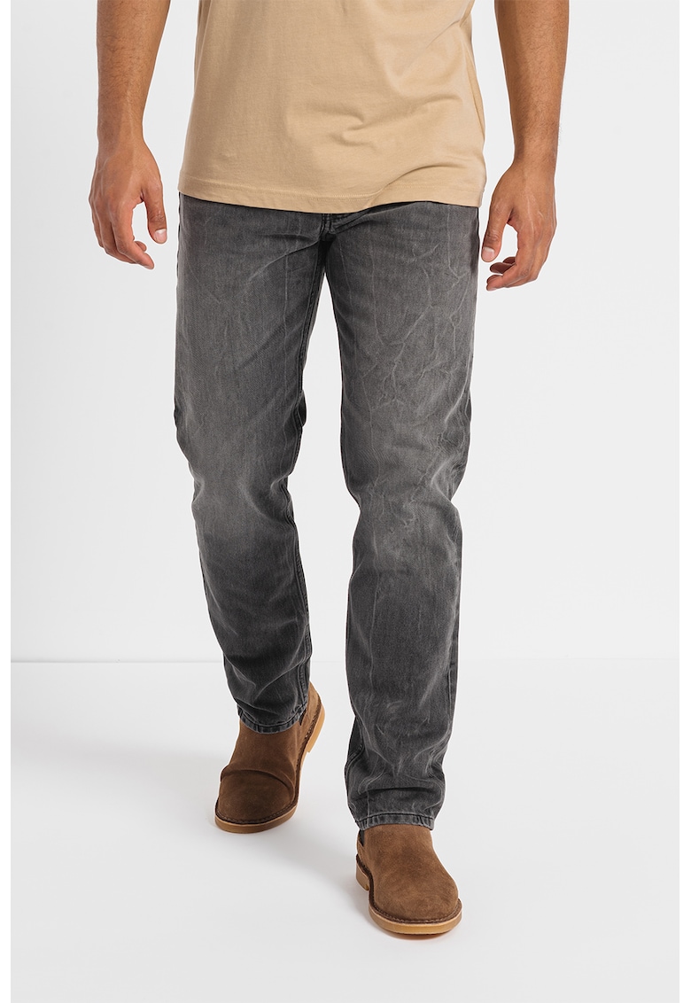 Blugi regular fit Hayes
