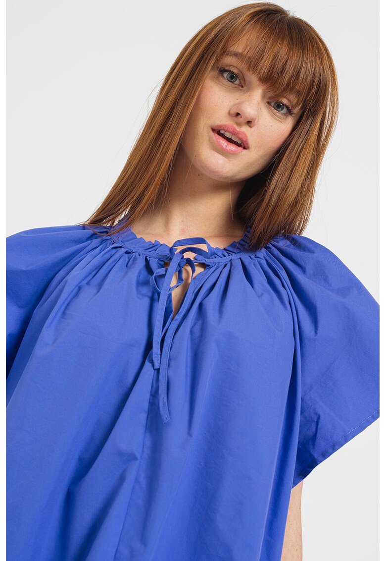 Rochie mini lejera cu croiala in A