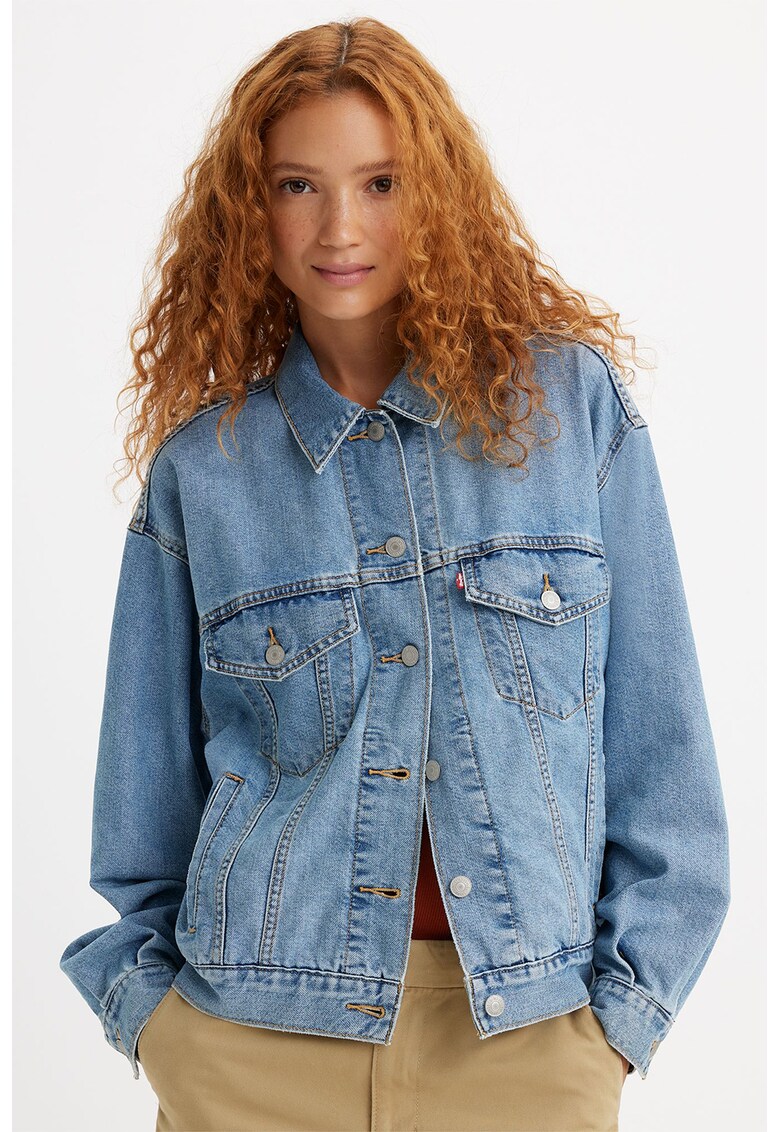 Levis Дънково яке 90’s Trucker със свободна кройка за Жени Levis Дънково яке 90’s Trucker със свободна кройка за Жени