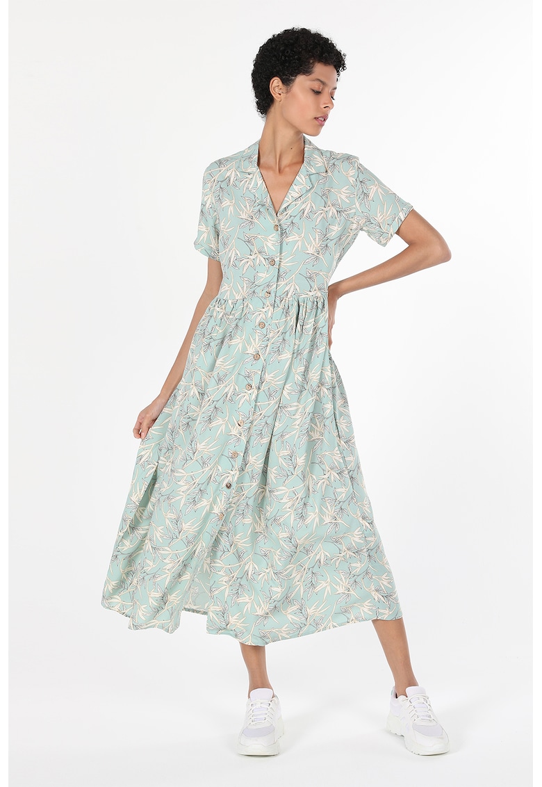 Rochie evazata cu maneci scurte