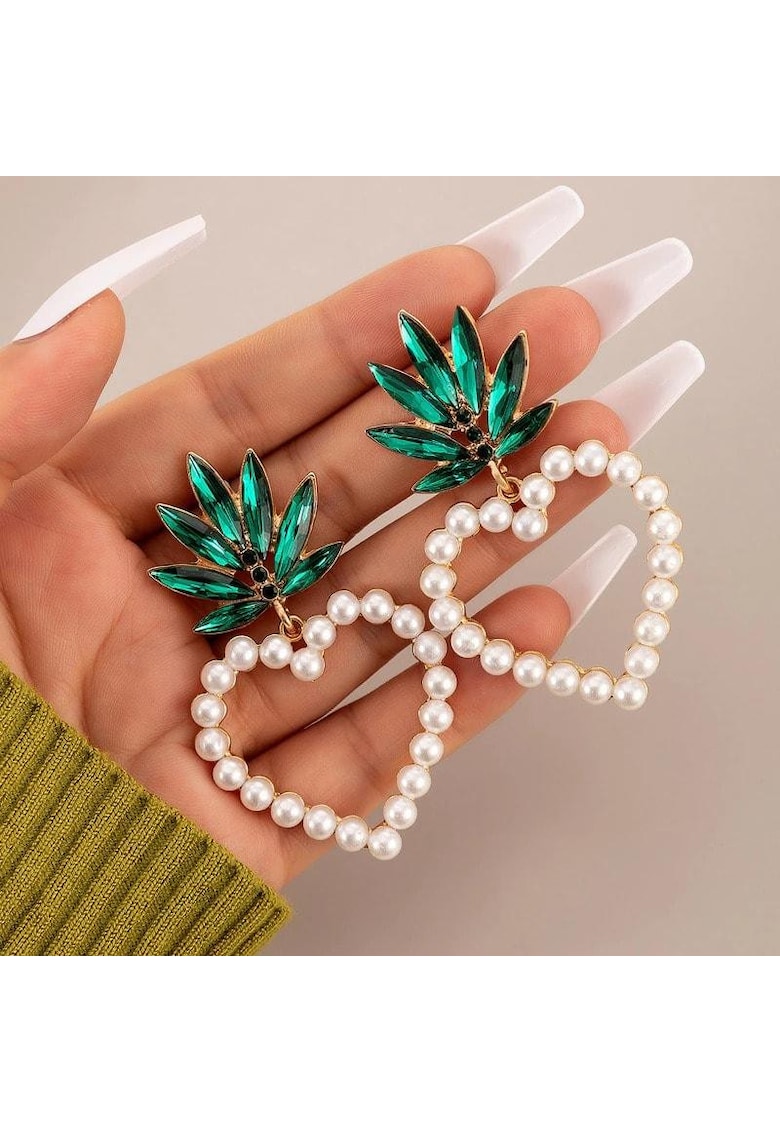 Cercei aurii - forma de inima - cu pietre verzi si perle - Inga C8