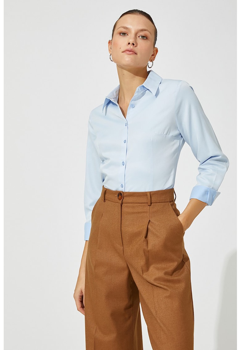 Camasa cu model uni si guler clasic