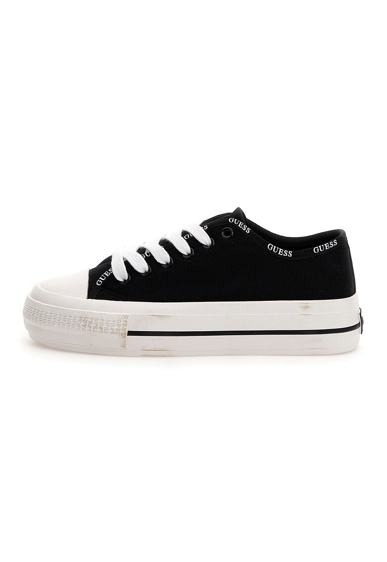 Guess Кецове с равна платформа и подсилен връх за Жени Guess Кецове с равна платформа и подсилен връх за Жени