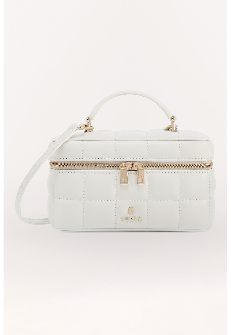 Furla Капитонирана кожена чанта през рамо за Жени Furla Капитонирана кожена чанта през рамо за Жени