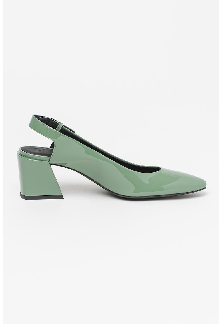 Pantofi din piele lacuita 1927