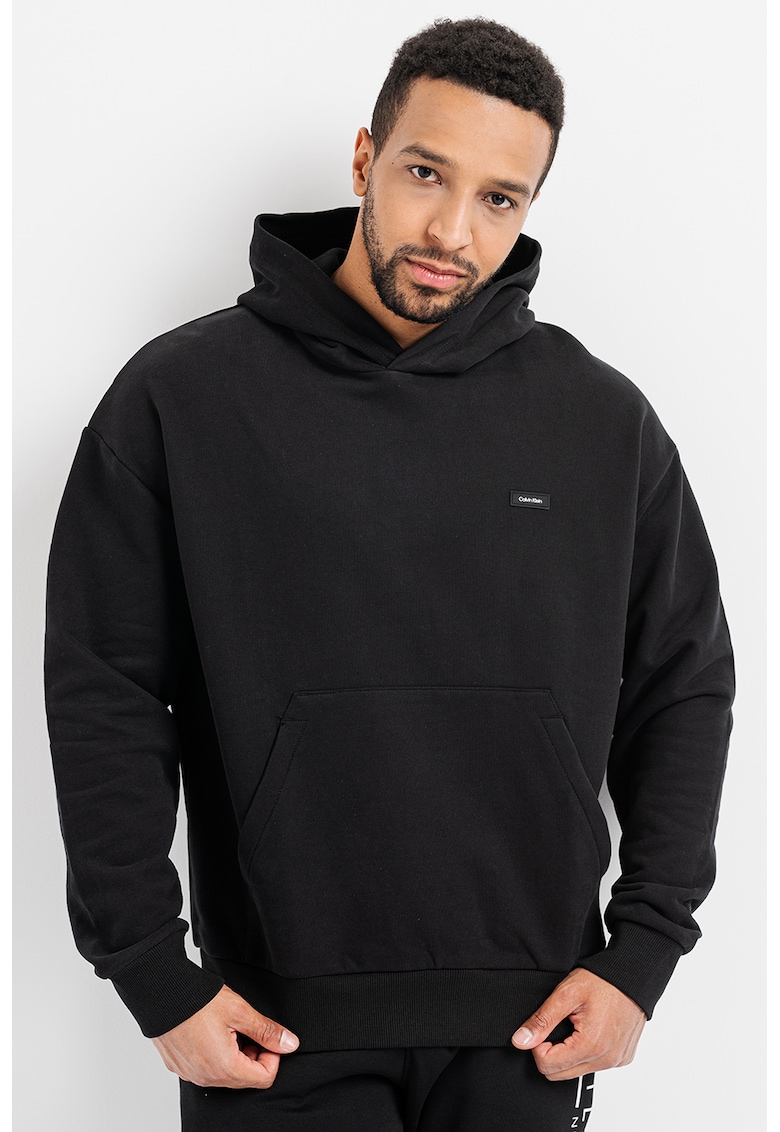 CALVIN KLEIN Худи с органичен памук с джоб кенгуру за Мъже CALVIN KLEIN Худи с органичен памук с джоб кенгуру за Мъже