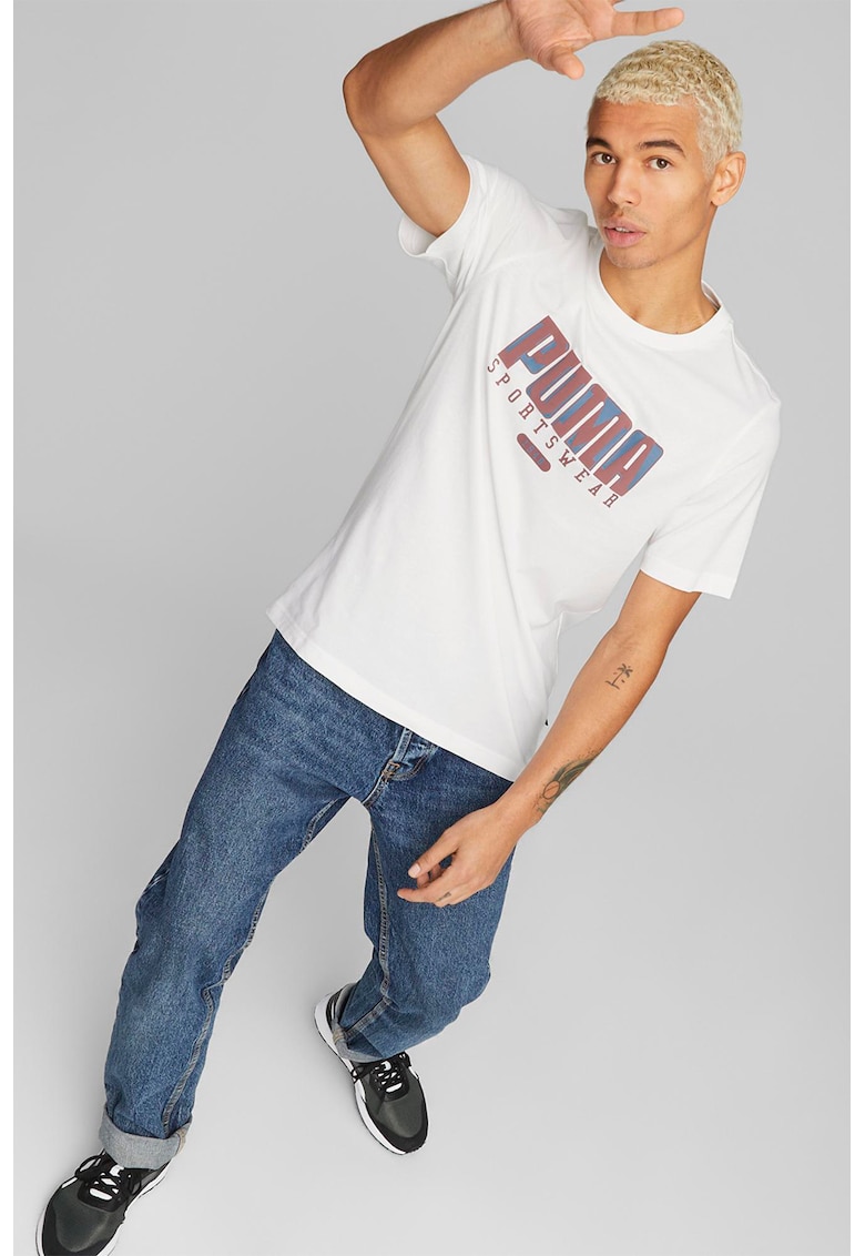 Tricou cu decolteu la baza gatului si imprimeu logo