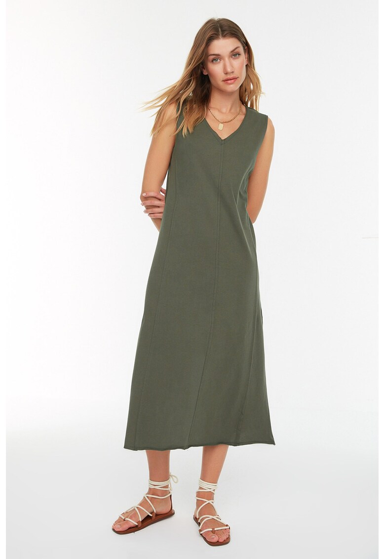 Rochie maxi cu decolteu in V si slit pe partea din spate