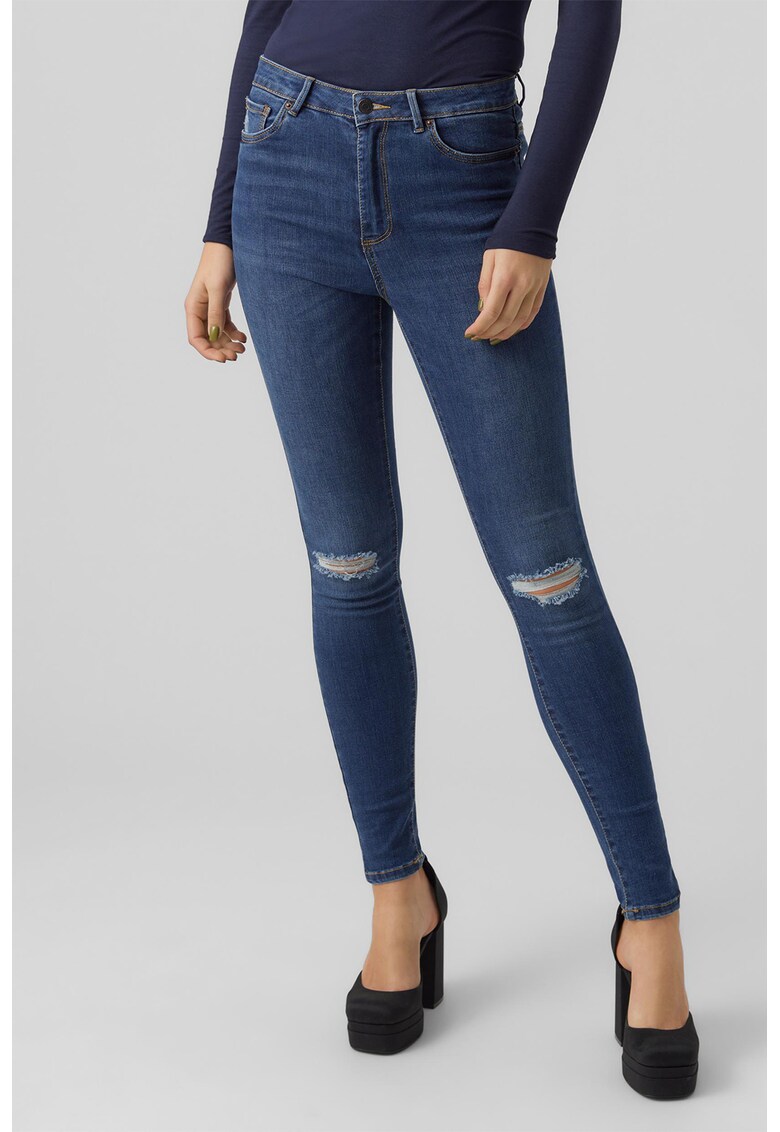 Blugi skinny cu aspect deteriorat