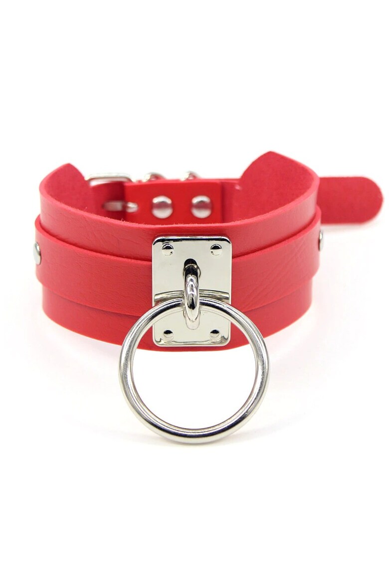 Colier choker rosu - cu pandantiv in forma de cerc - Morton C14 -