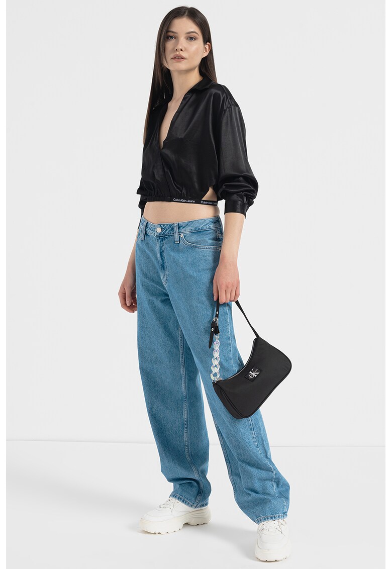 CALVIN KLEIN JEANS Къса сатинирана блуза с остра яка за Жени CALVIN KLEIN JEANS Къса сатинирана блуза с остра яка за Жени