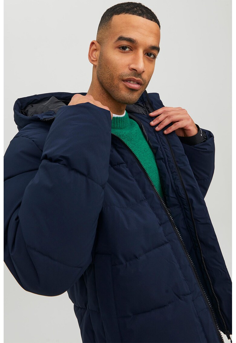 Jack Jones Капитонирано зимно яке с качулка за Мъже Jack Jones Капитонирано зимно яке с качулка за Мъже