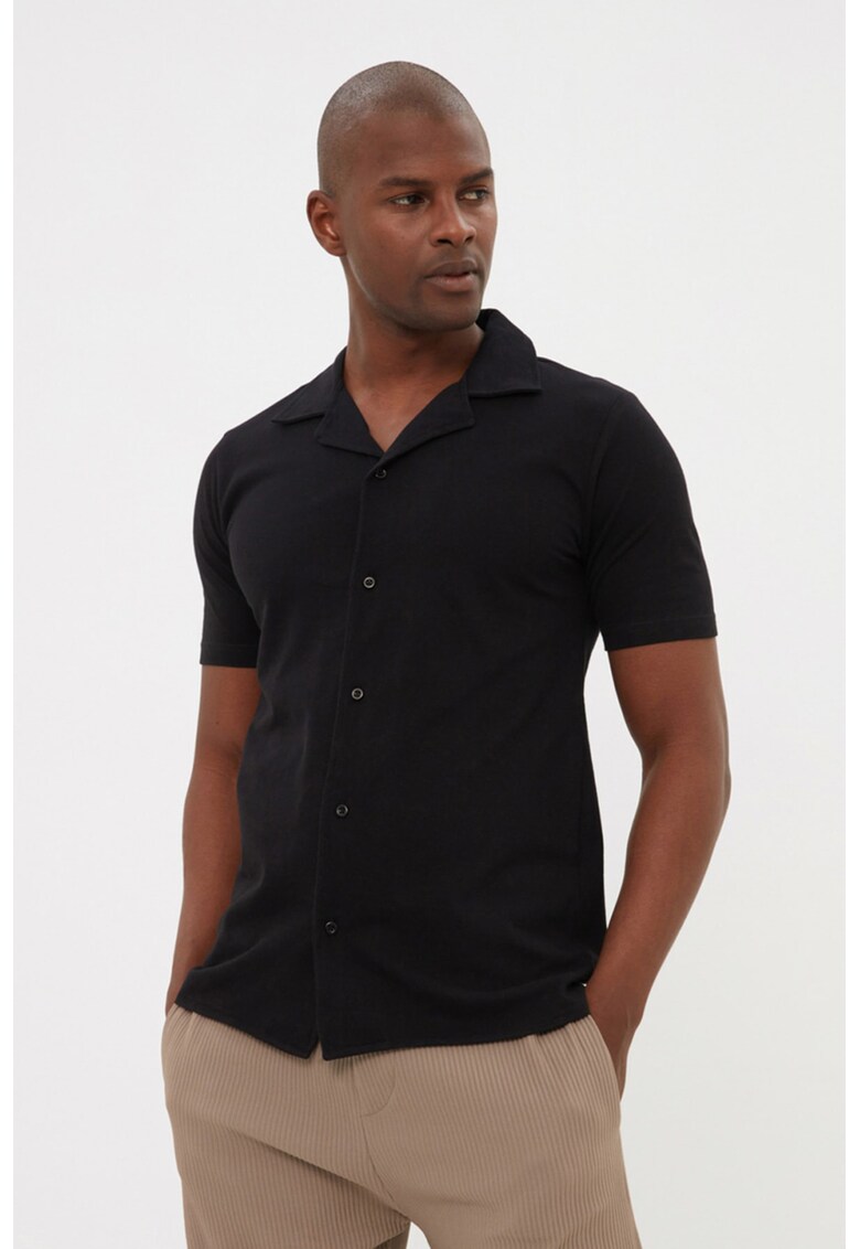 Camasa slim fit cu revere decupate